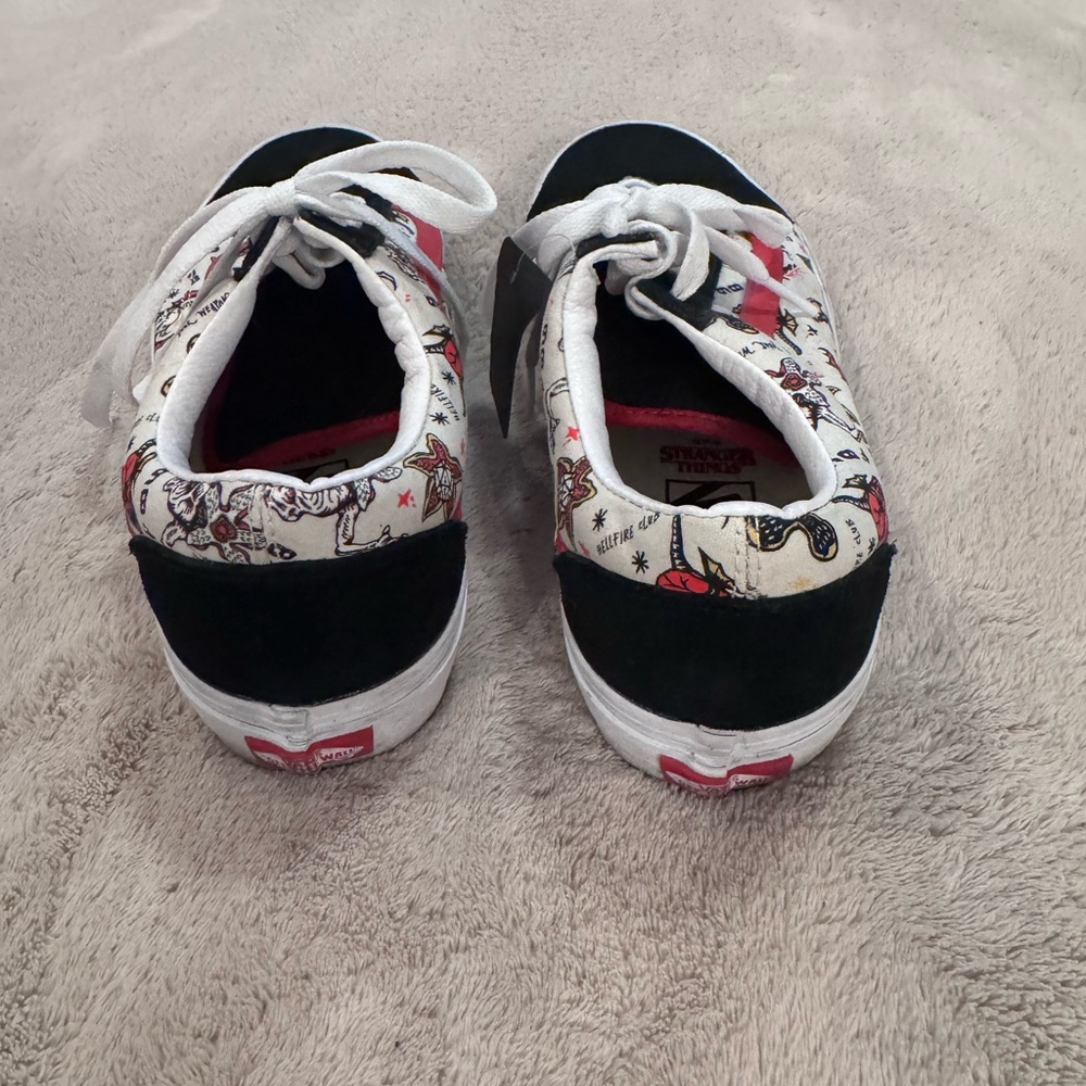 Vans Stranger Things Skater Shoes Men’s size 8 Women’s size 9.5 - Picture 4 of 15